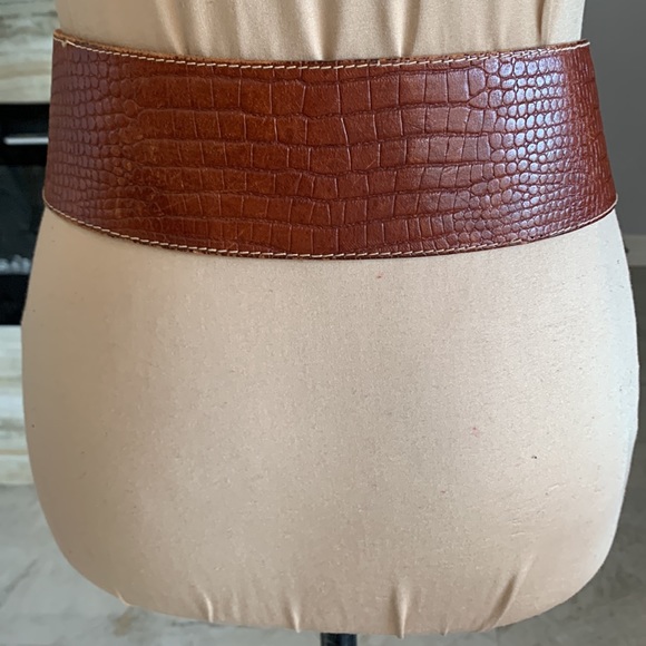 Aviator By Adelfio Made in Italy Brown Leather Belt with Mother of Pearl Size 80 main image 11